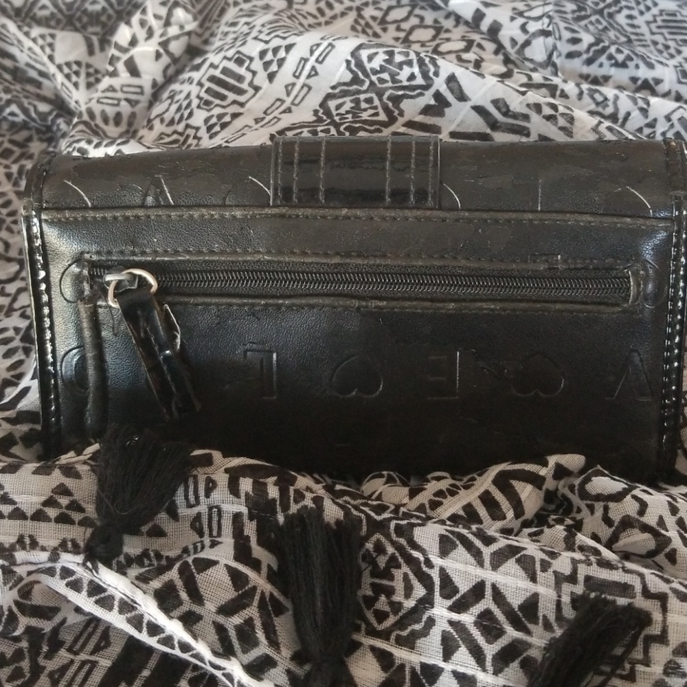 Wallet - Picture 2 of 4